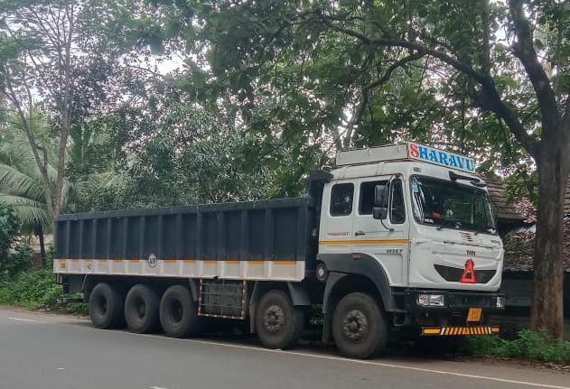 Tata Signa 4825 - 16 Wheel - 2023