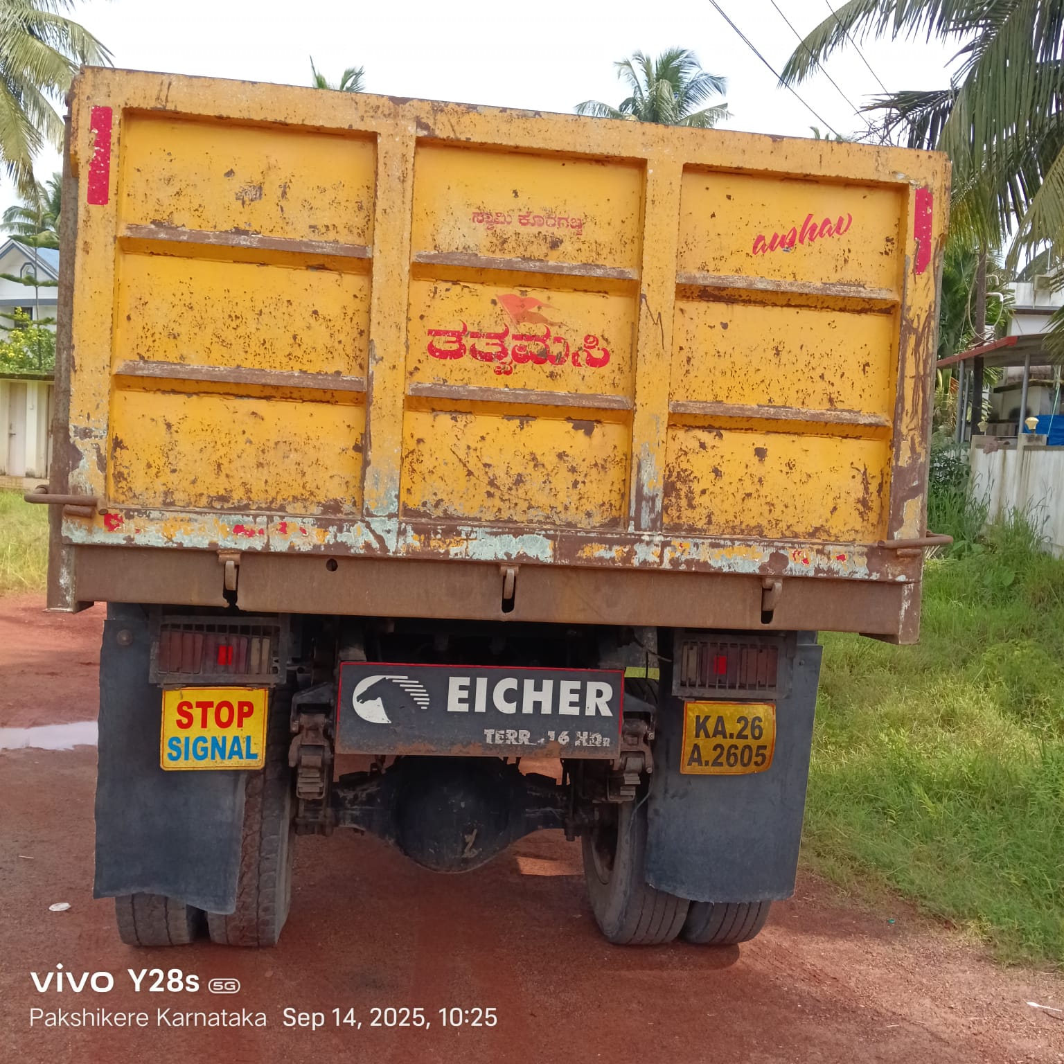 Eicher Terra Tipper 2014