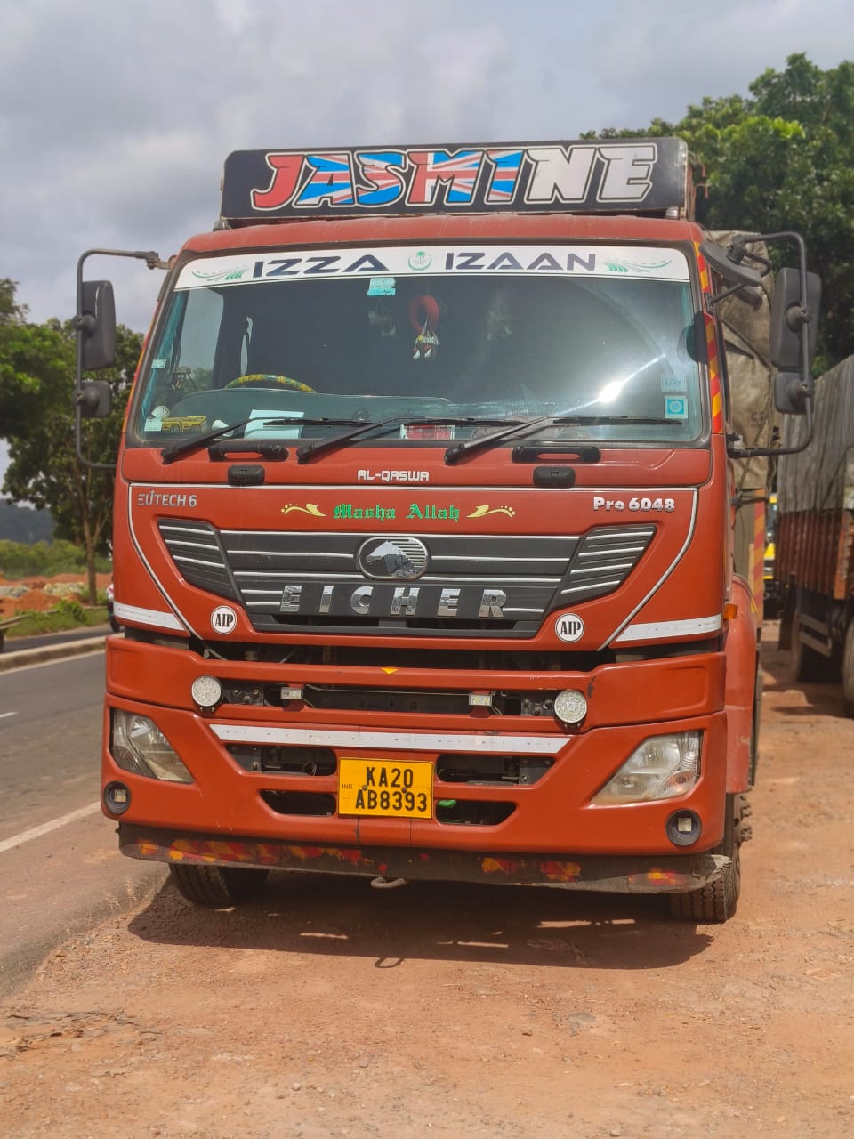 Eicher 16 Wheel Used Truck 2023 Model