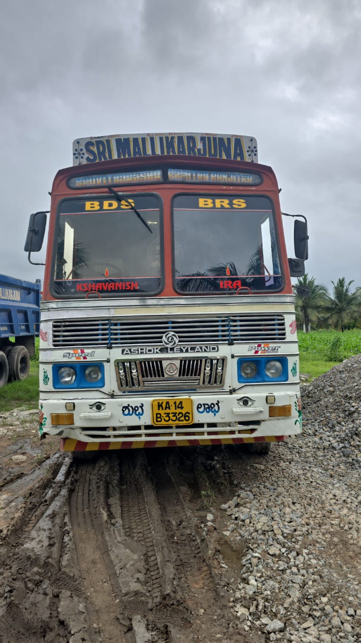 Ashok Leyland 12 wheel 2014