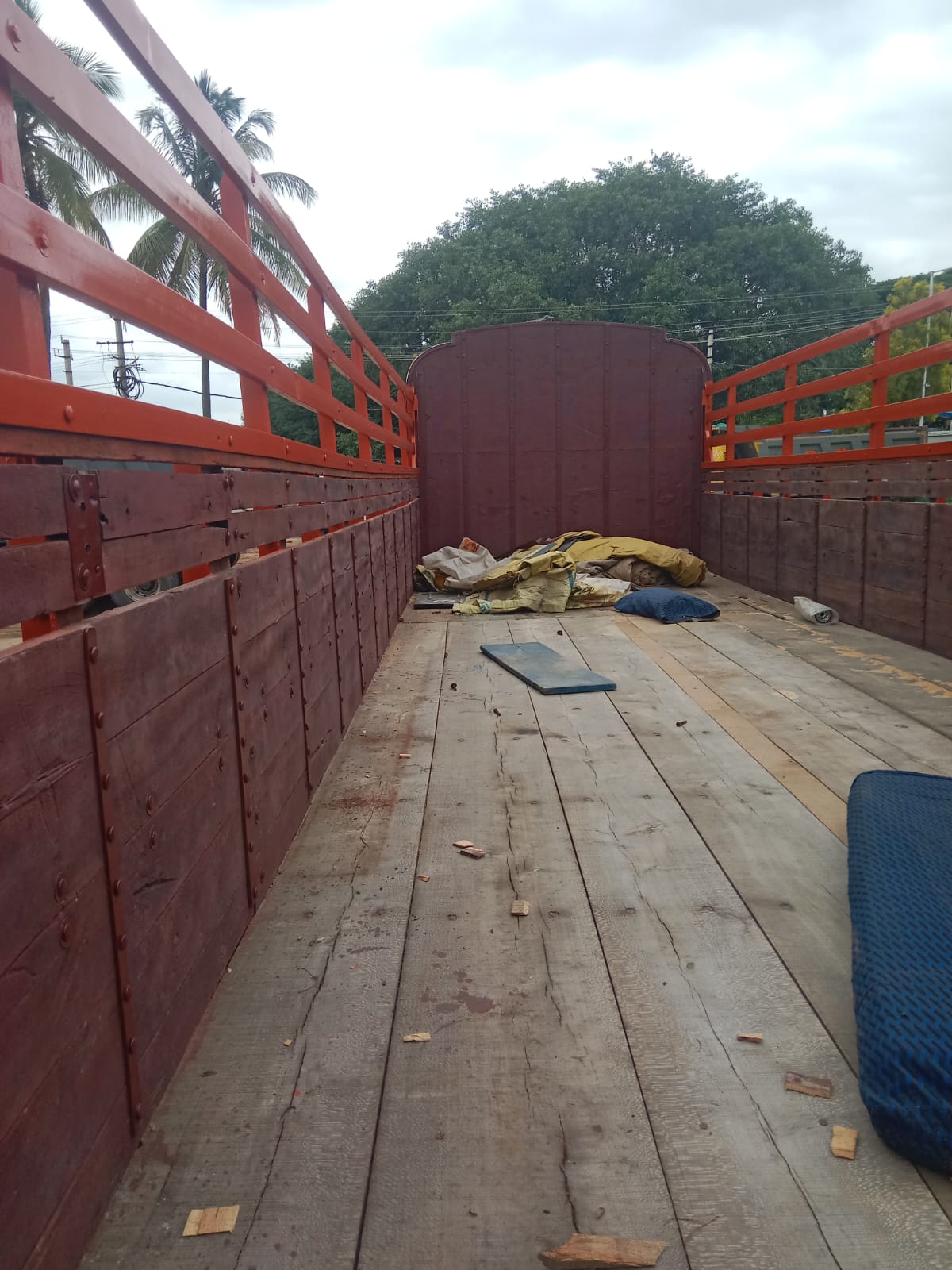 lyland 12 wheel 2018