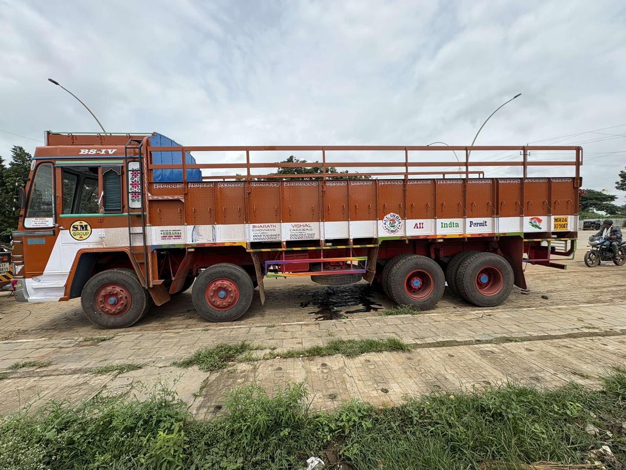 Ashok Leyland 12 Wheel 2018 Model Used Truck