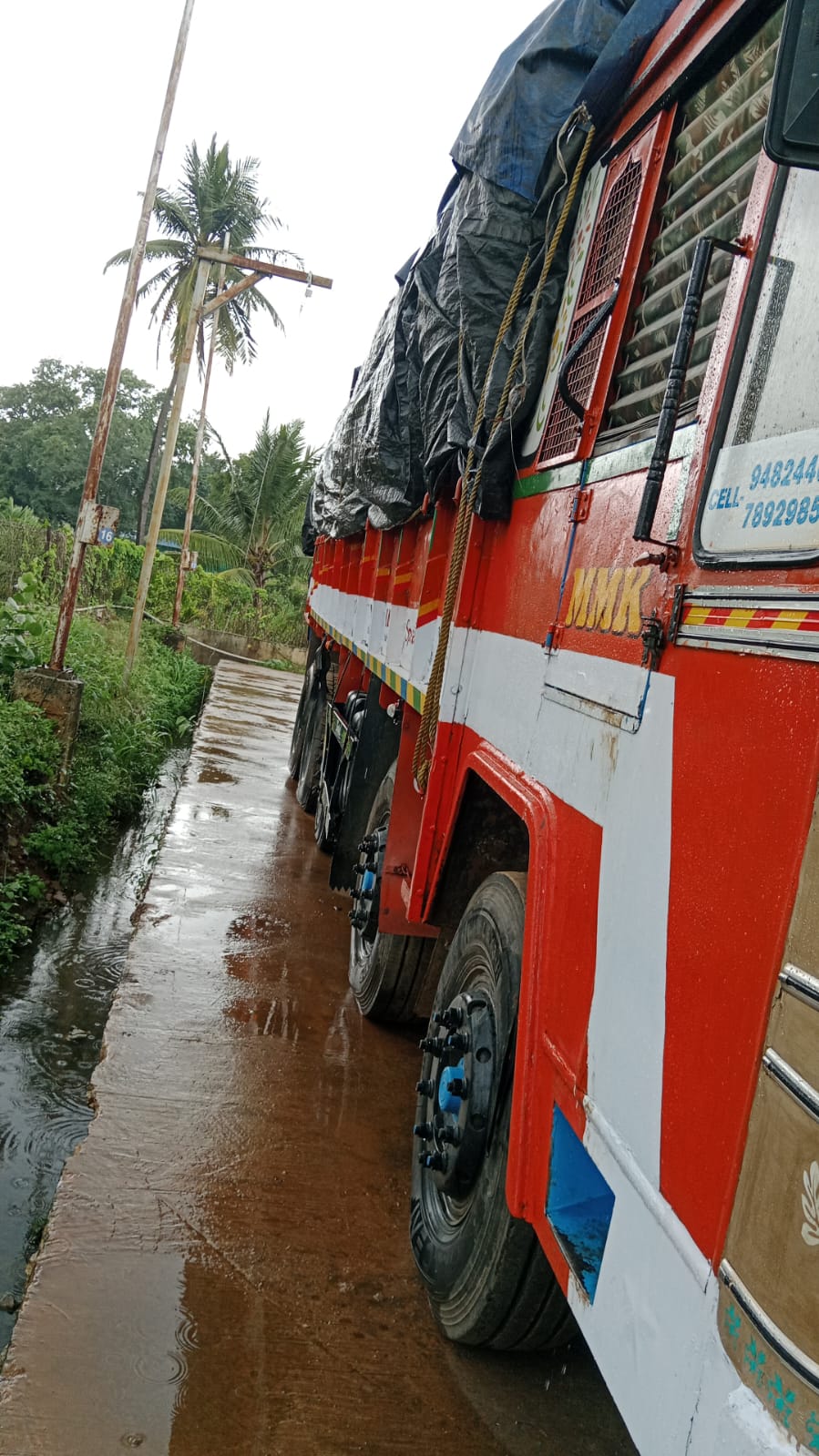 Leyland 14 Wheel 2017 Model Used Truck 