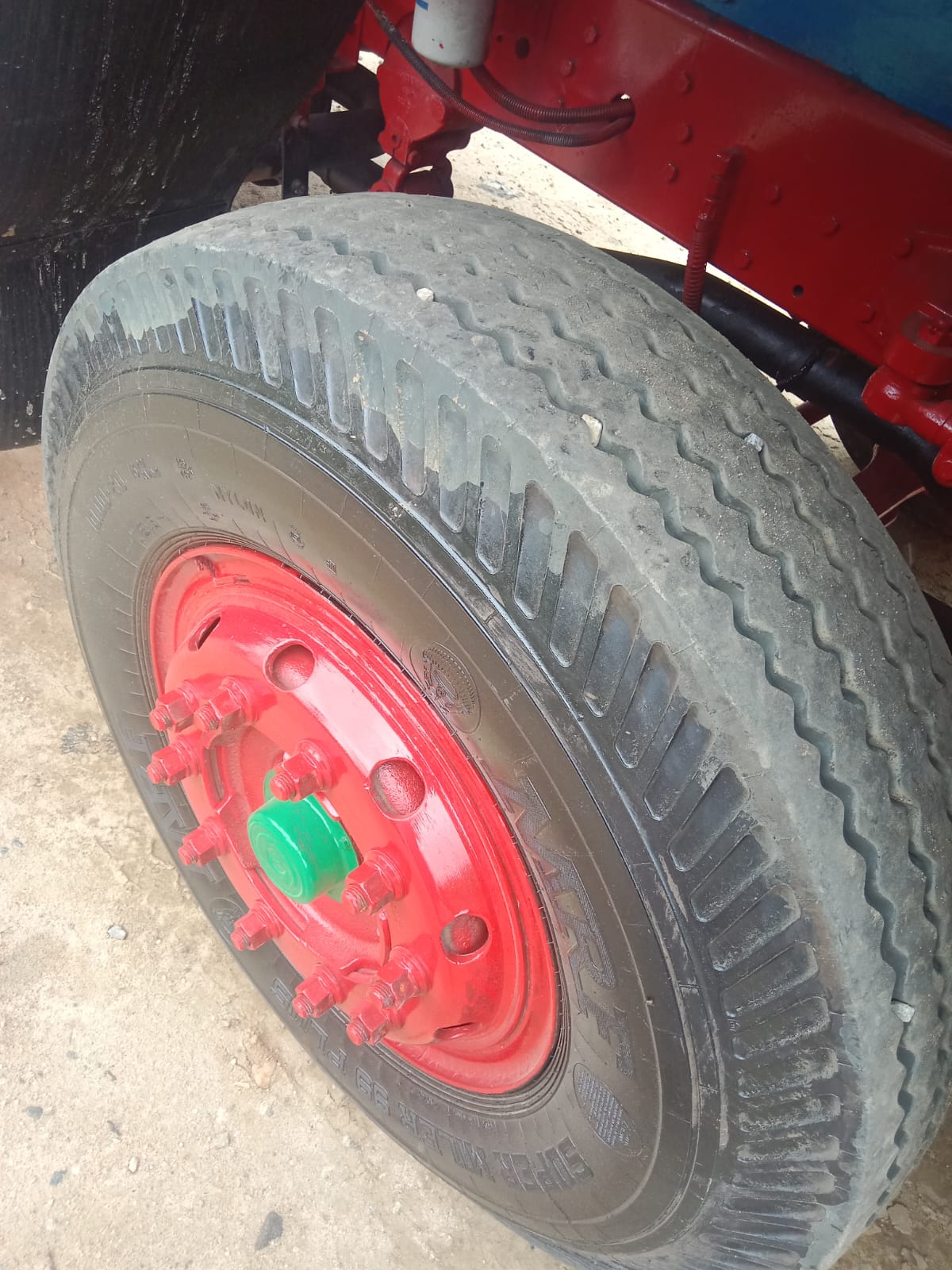 Leyland 12 Wheel 2018 Model Used Truck