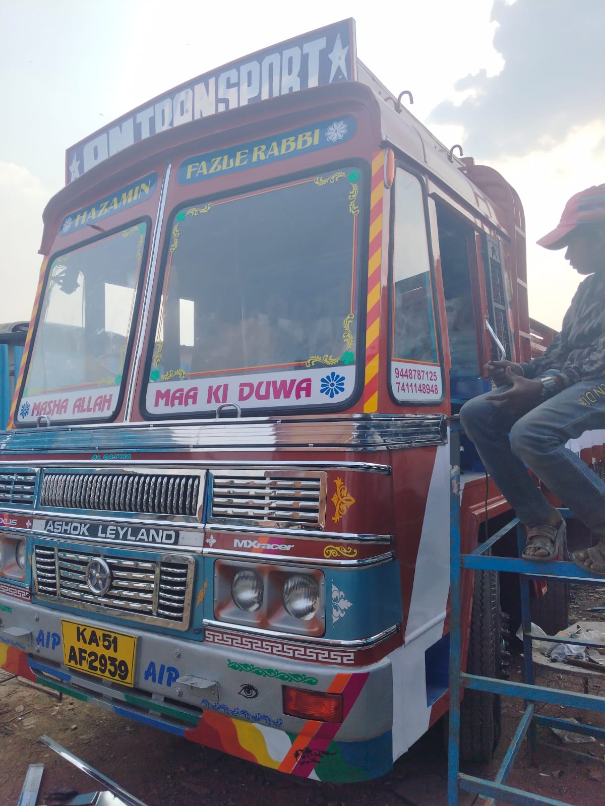 Ashok Leyland Truck 12 wheel 2010