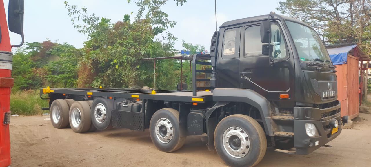 Eicher 14 Wheel Skeliton Body For Container Carry