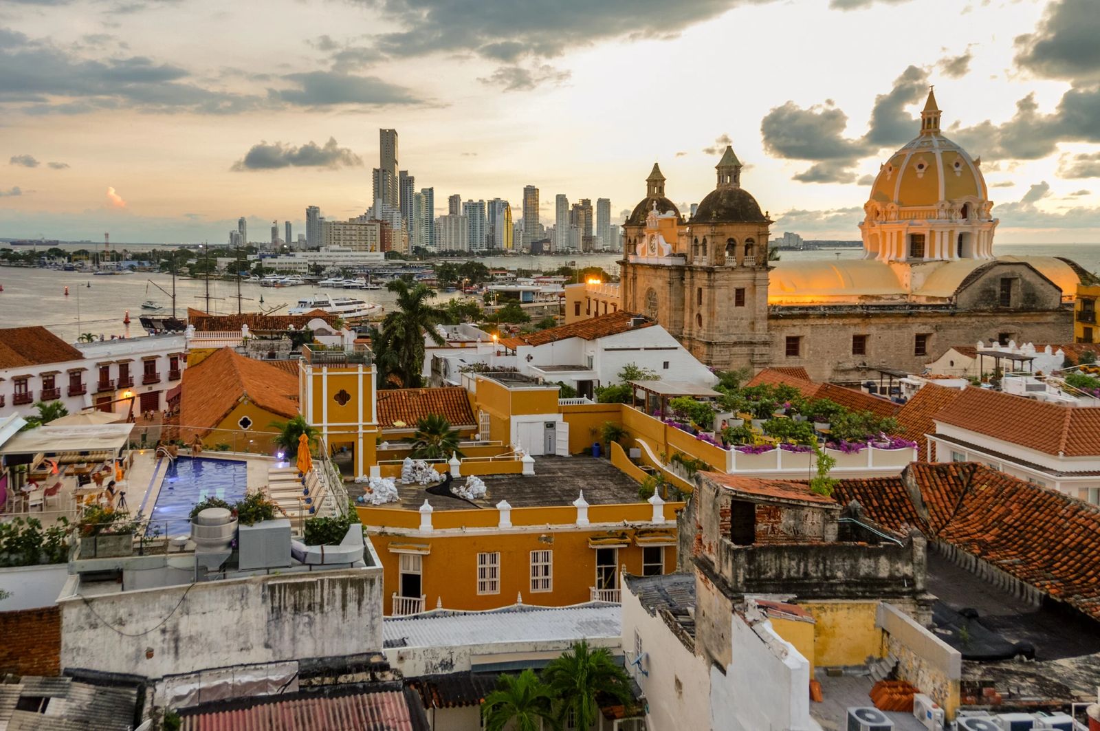 🇨🇴 Paquete Cartagena de Indias – Encanto Colonial & Playa – 5 Días / 4 Noches