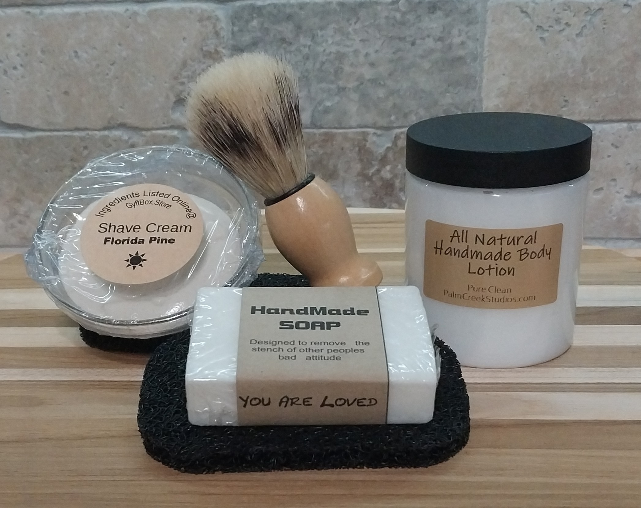 Men's Large Personal Care Gift Set