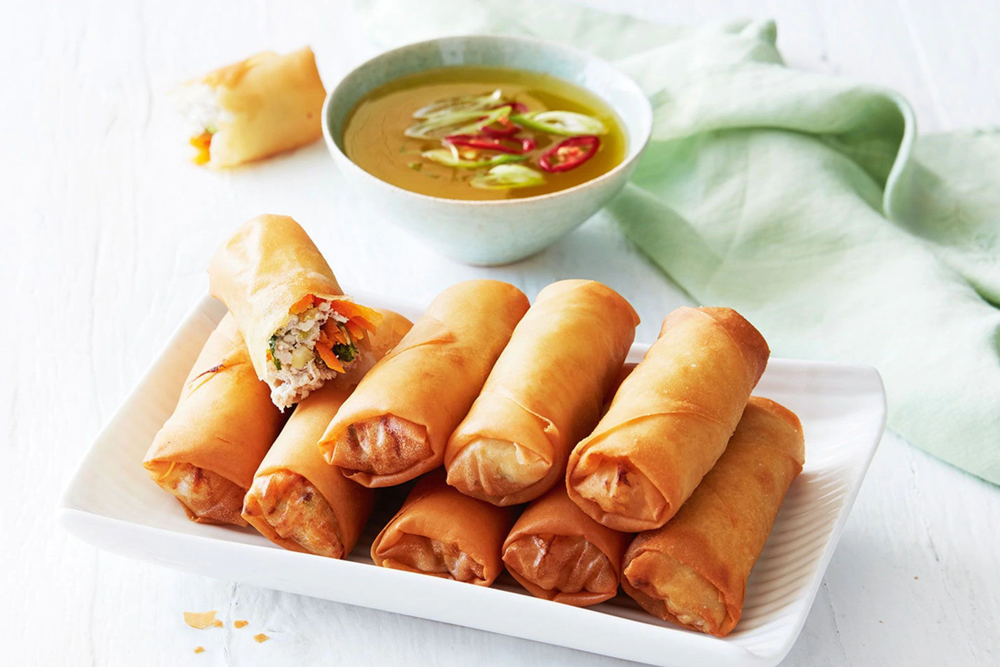 Chicken Spring Roll (10 Pieces)