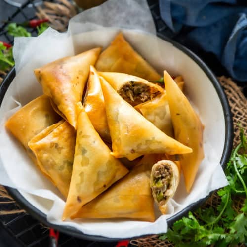 Beef Samosa (10 Pieces)