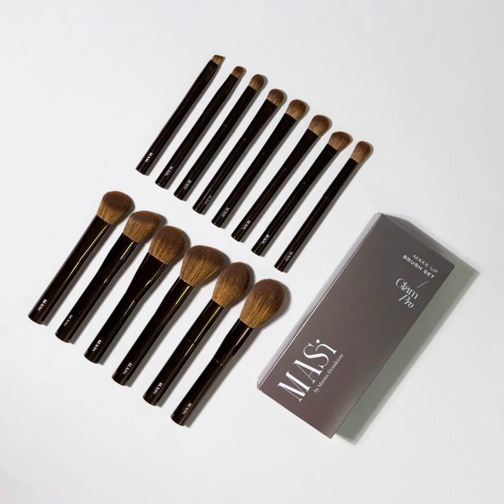 Makiažo šepetelių rinkinys MASI Glam pro