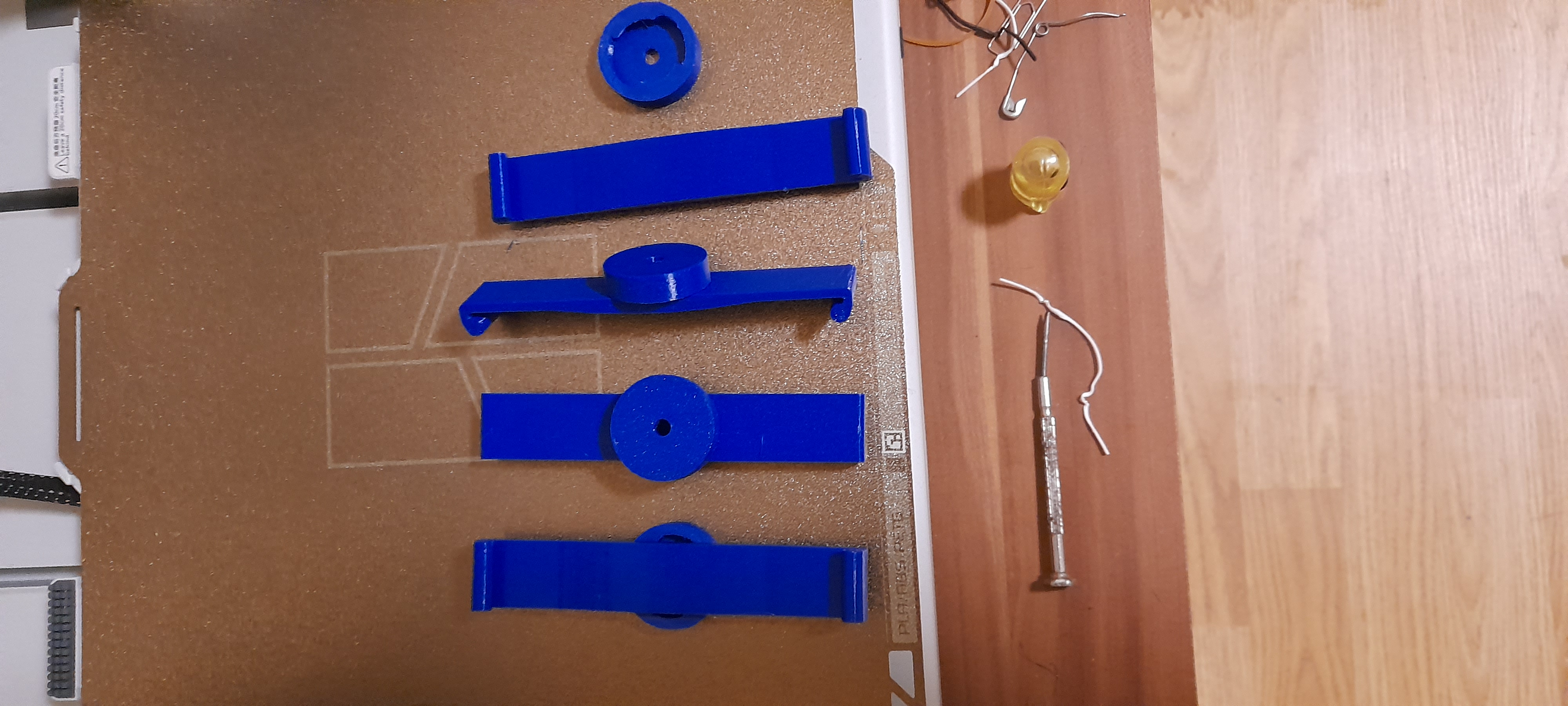 3D Printed twisted croatian car licence plate holder