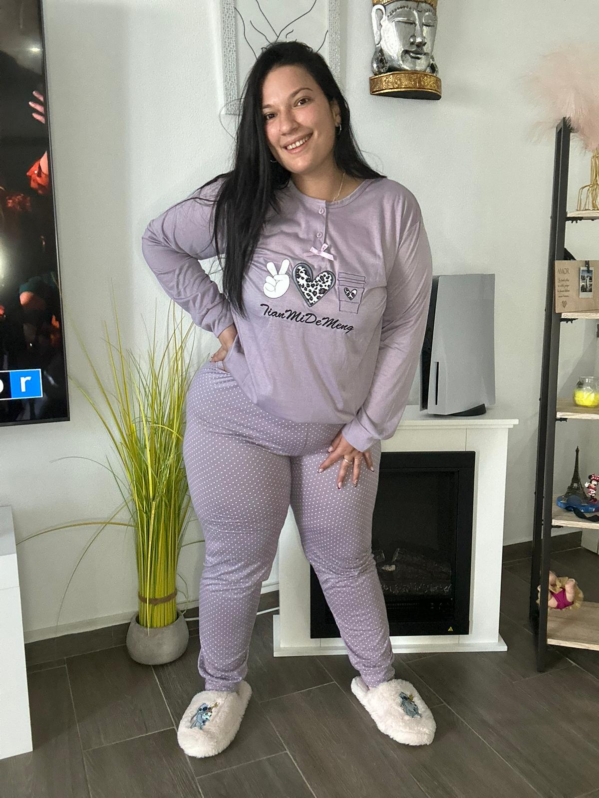 Pijama de mujer lila