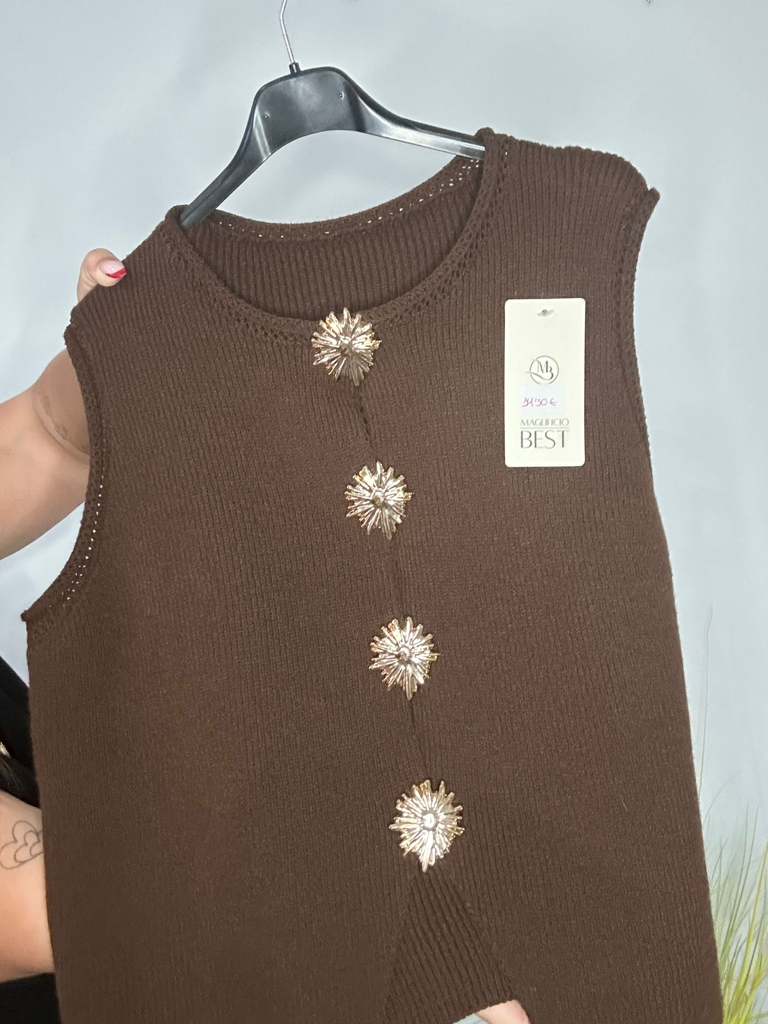 Chaleco marrón sin mangas