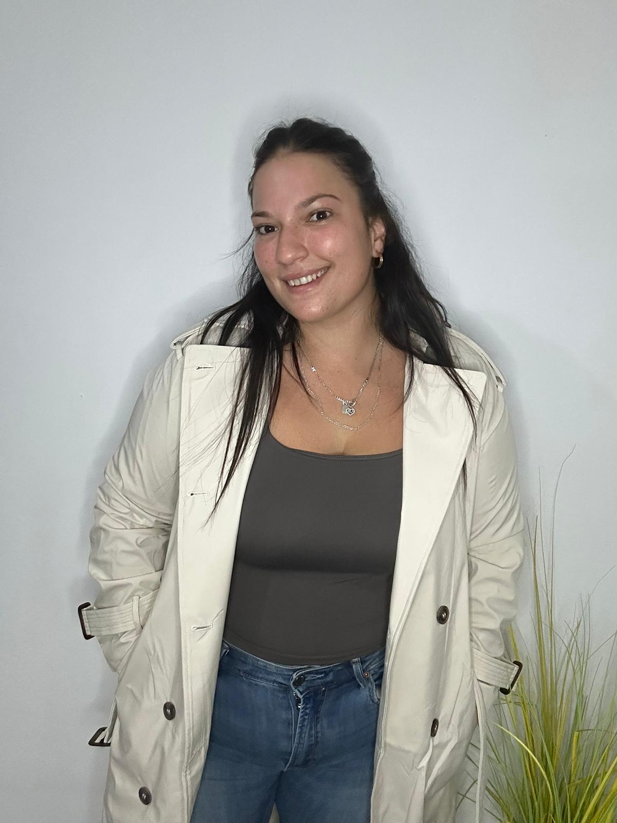 Gabardina beige mujer