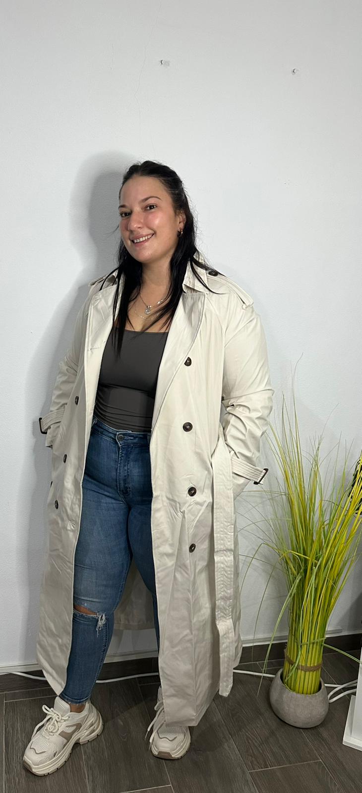 Gabardina beige mujer