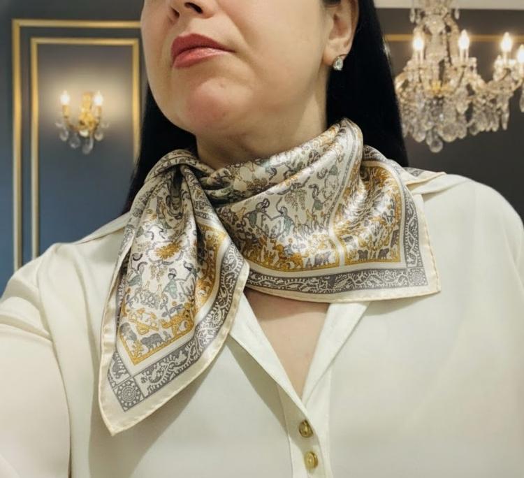 Lenço de Seda Early