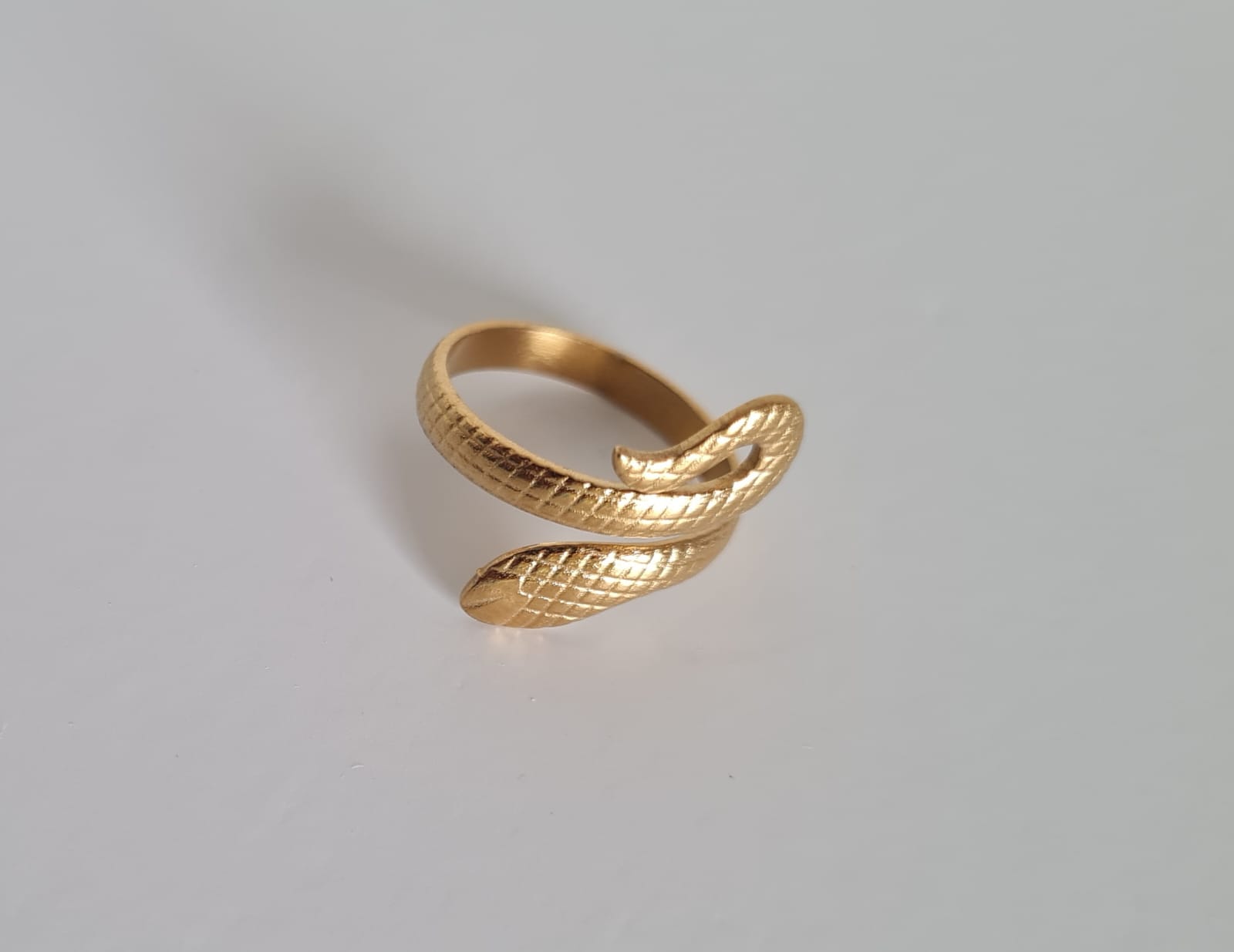 Anillo Ophida
