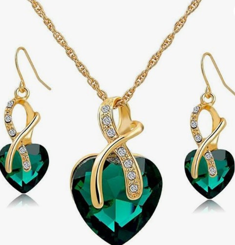 Emerald Heart Jewelry Set