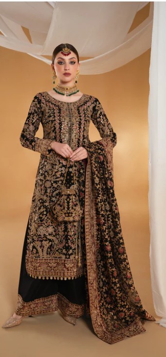 Black and Golden Bridal 