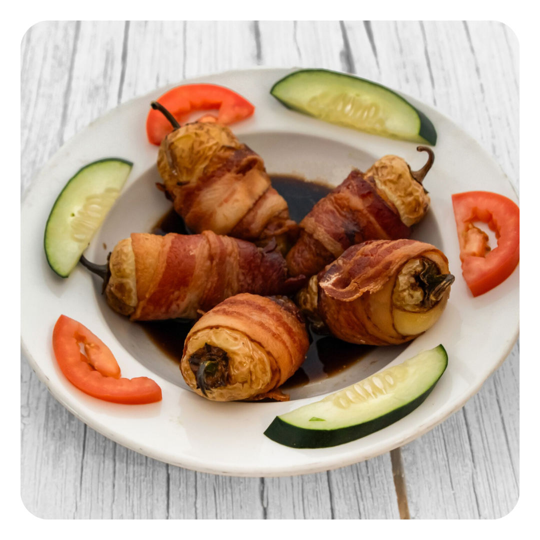 Toritos De Camarón Con Queso Y Tocino / Shrimp in Cheese and Bacon