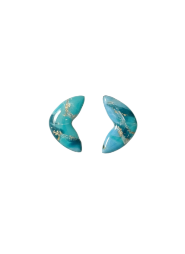 Błękitne kolczyki nieregularne sztyfty Marble