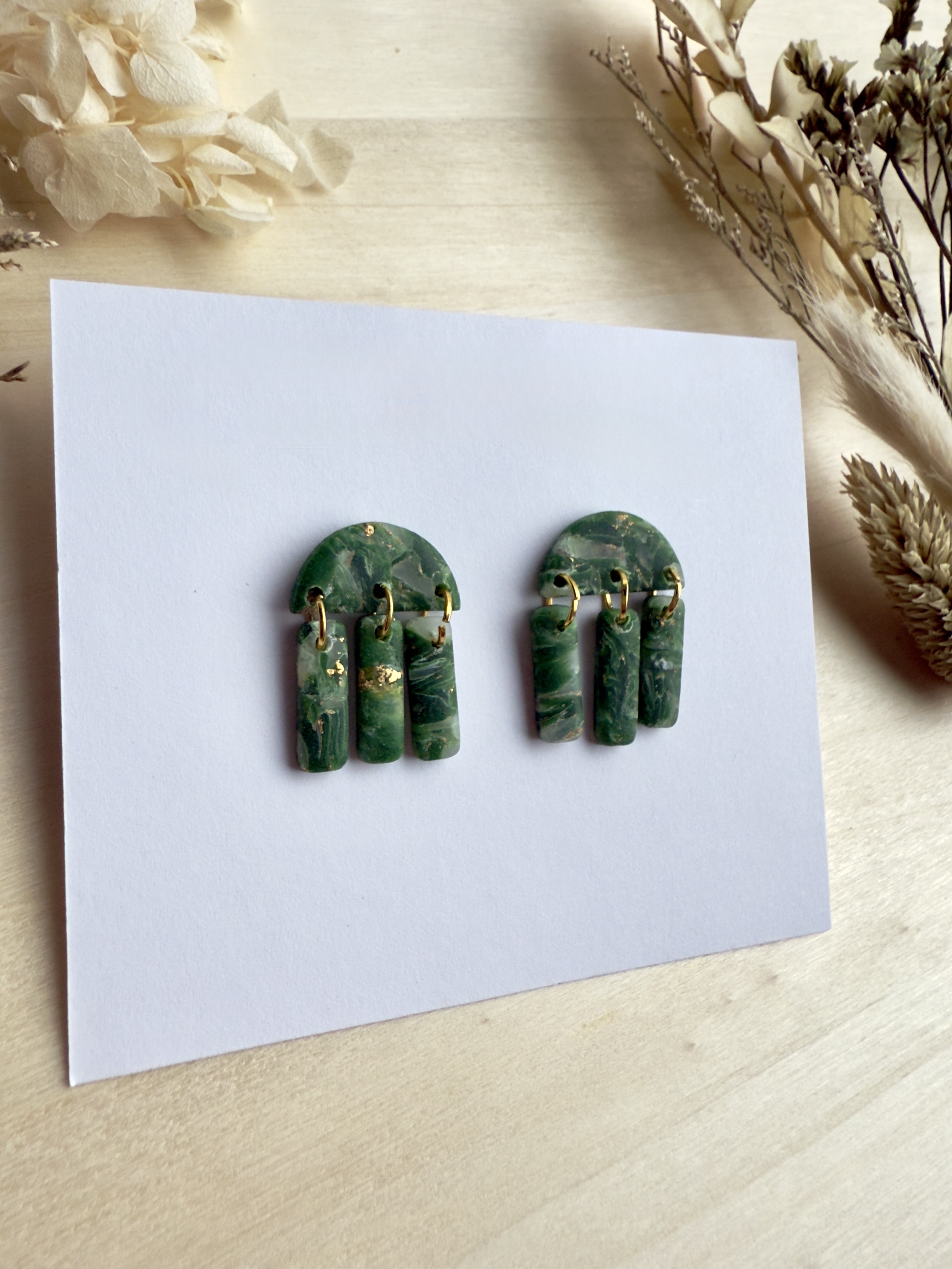 Kolczyki Świąteczne –  Zielone kolczyki z ruchomymi zawieszkami