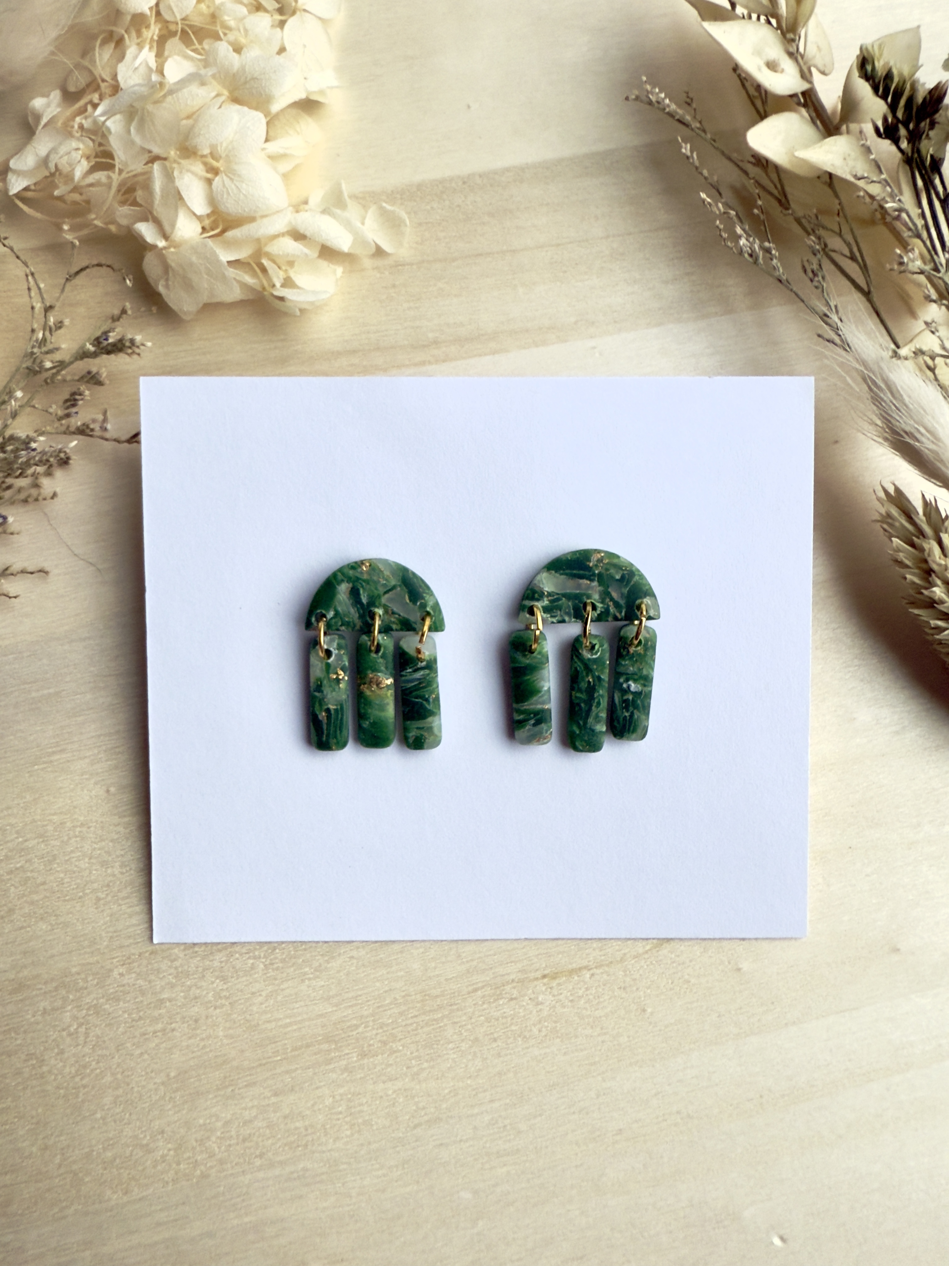 Kolczyki Świąteczne –  Zielone kolczyki z ruchomymi zawieszkami