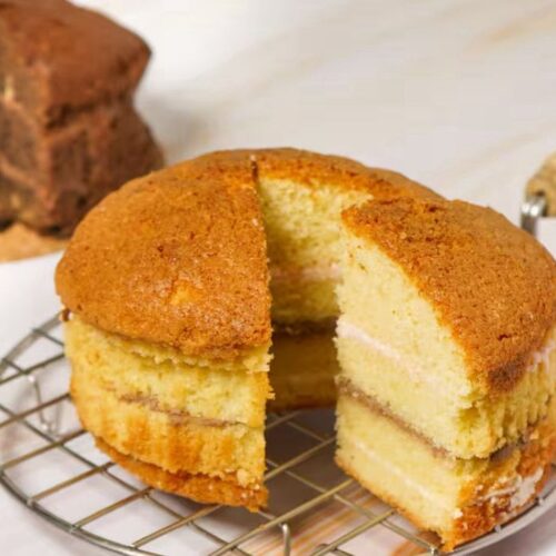 Ribbon plain cake