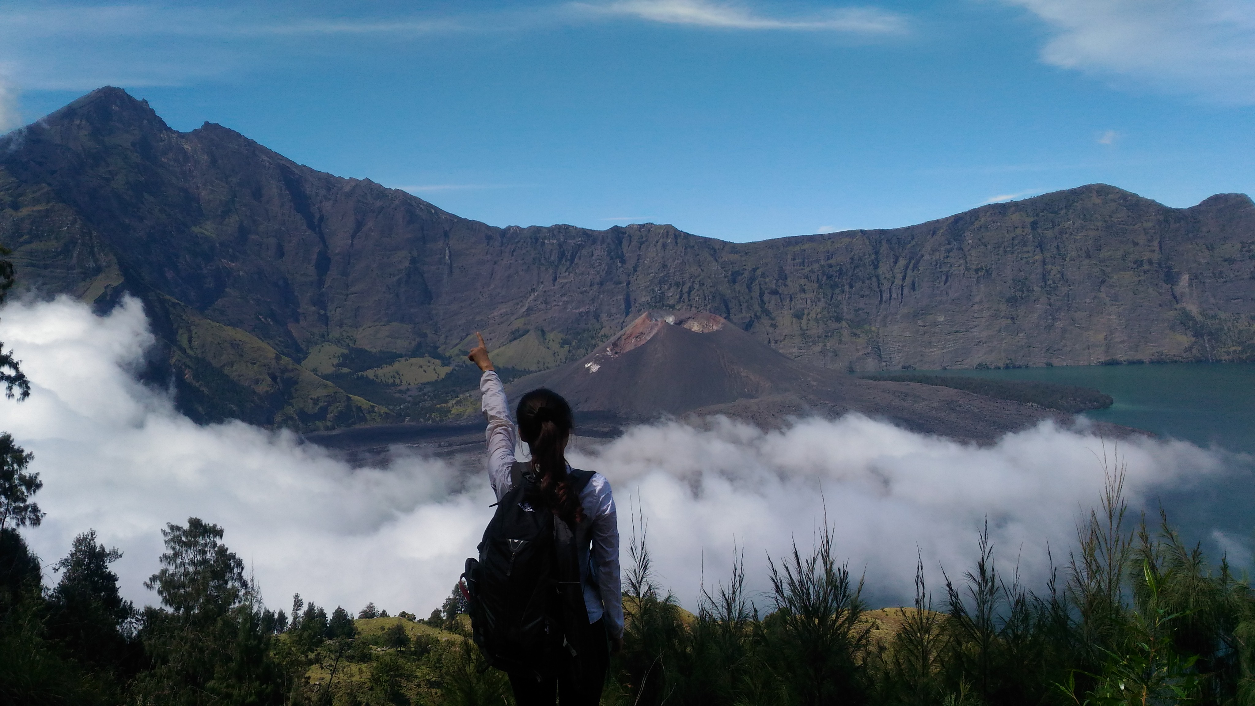 Rinjani Hiking 3Hari 2Malam Summit