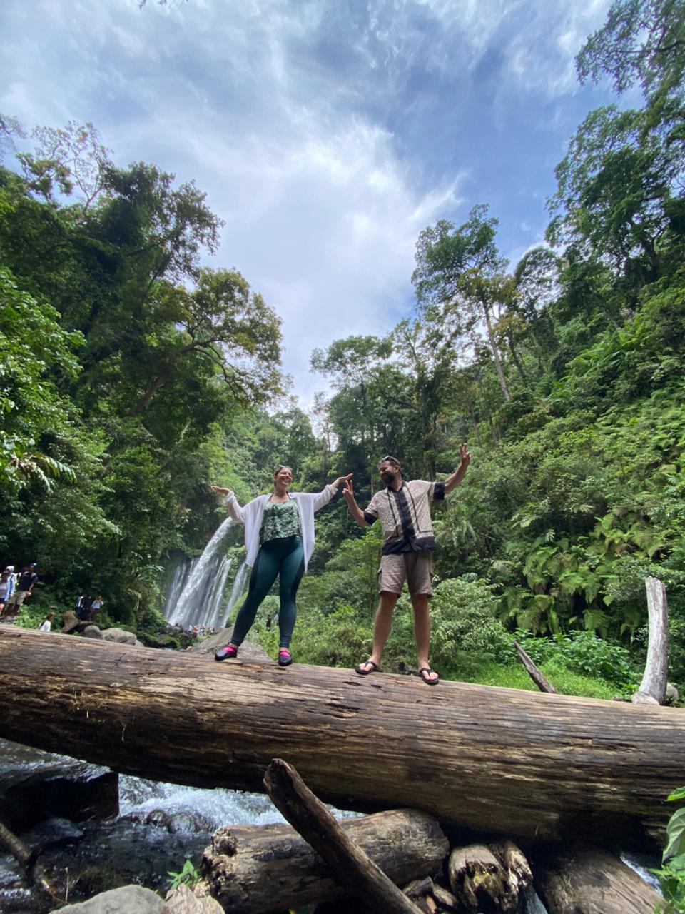 Guided Scenic Waterfall View Tour