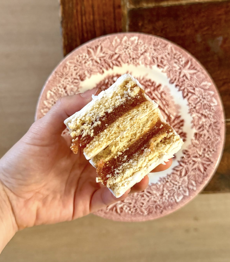 Alfajor glaseado de membrillo