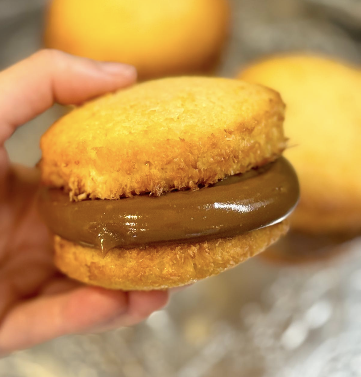 Alfajor Coco y Dulce de leche