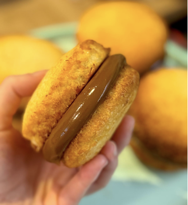 Alfajor Coco y Dulce de leche