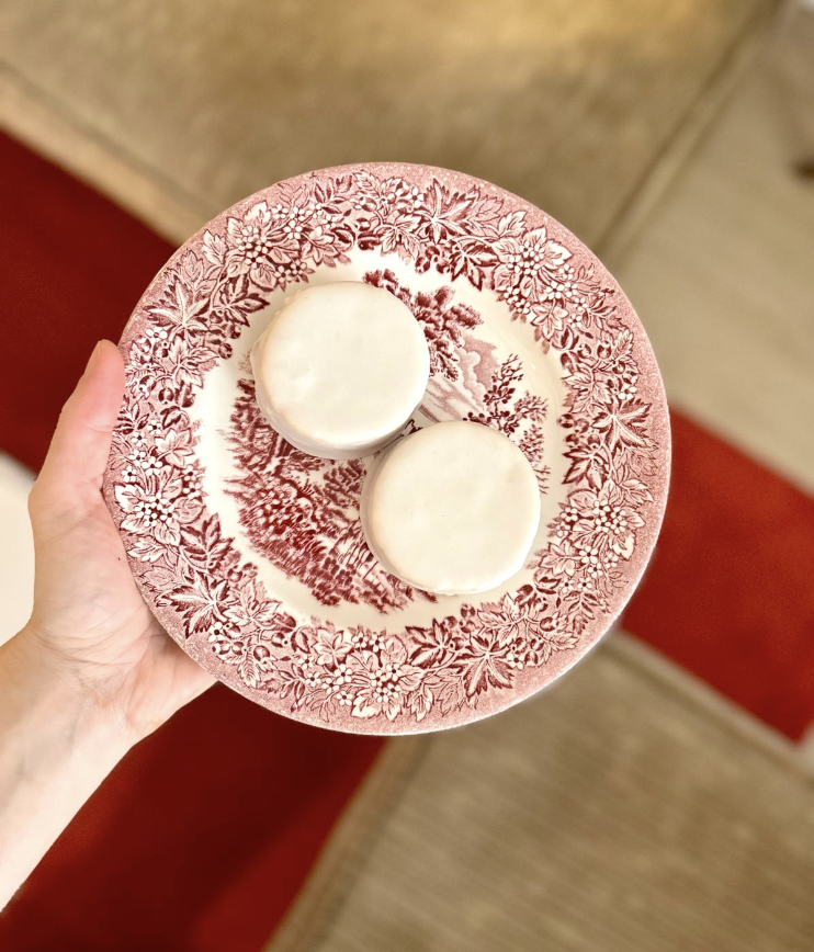 Alfajor glaseado de membrillo