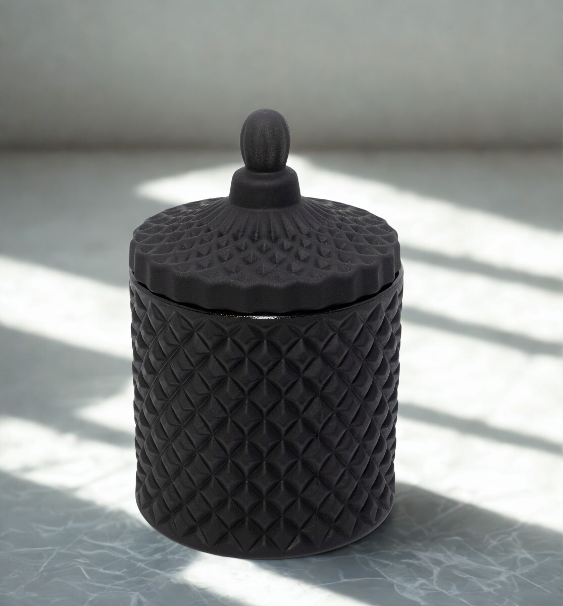 Royal Matte Black -kynttilä