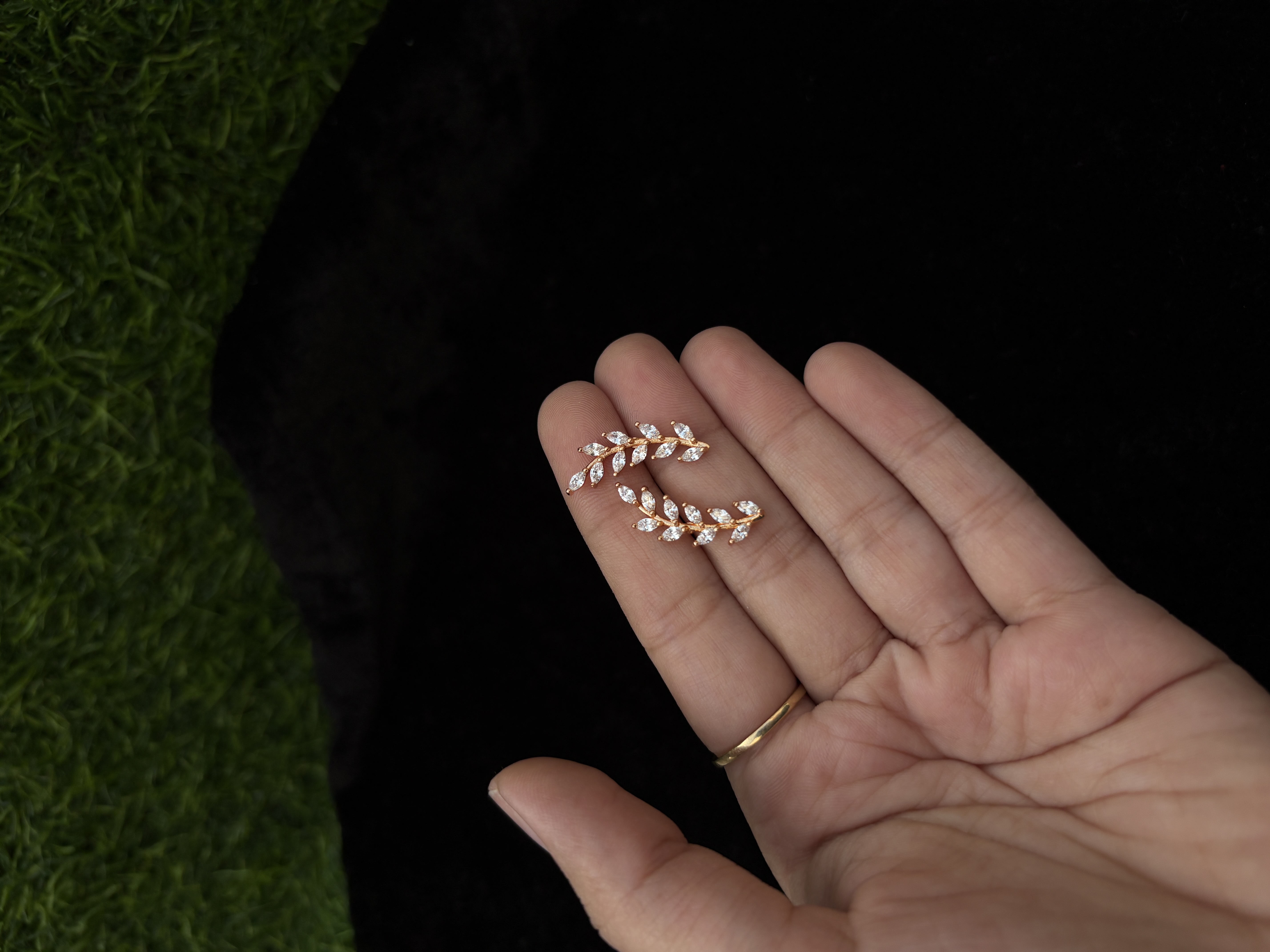 Elegant Leaf-Shaped Earrings
