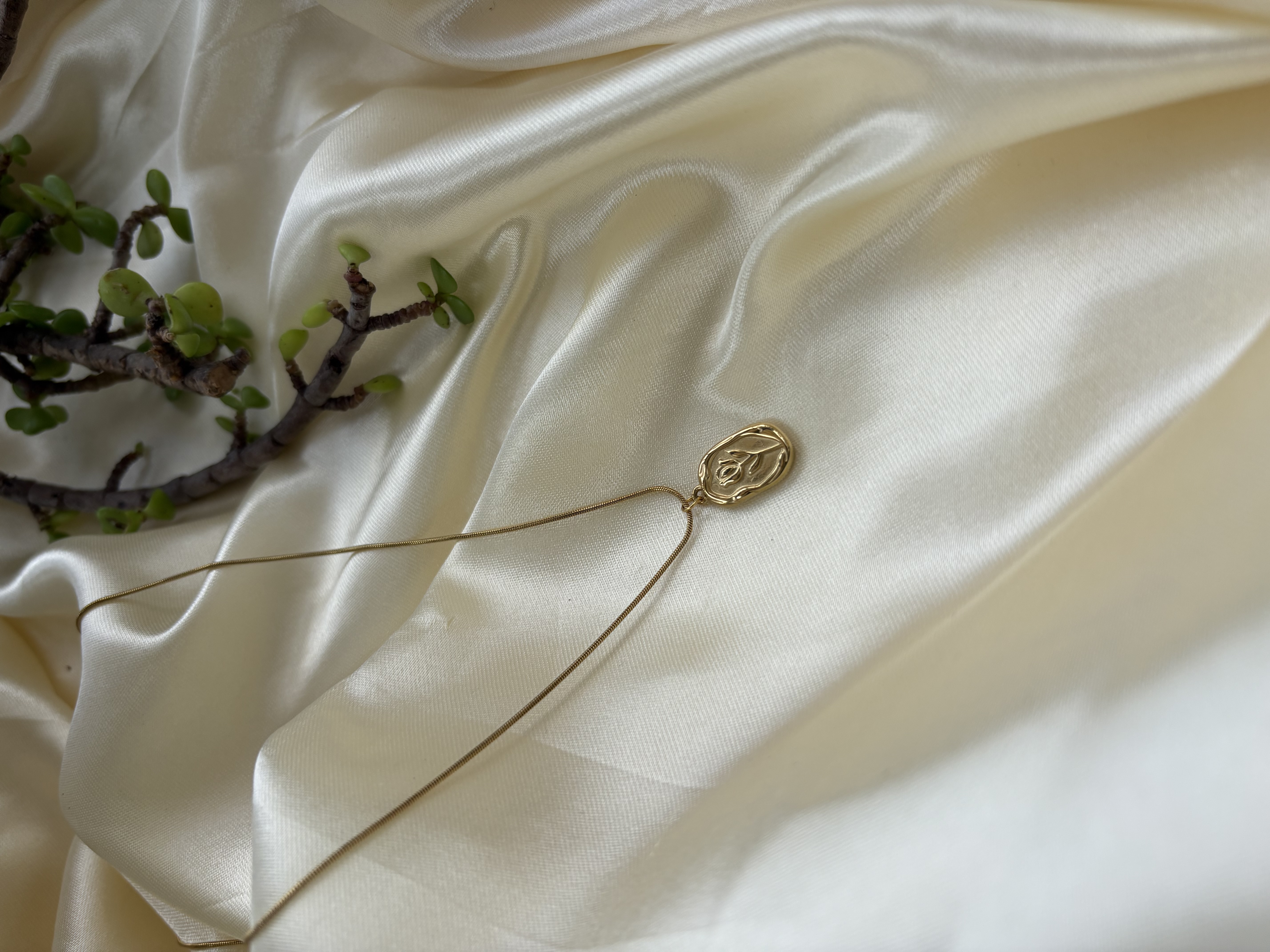 Gold Rose Pendant Necklace