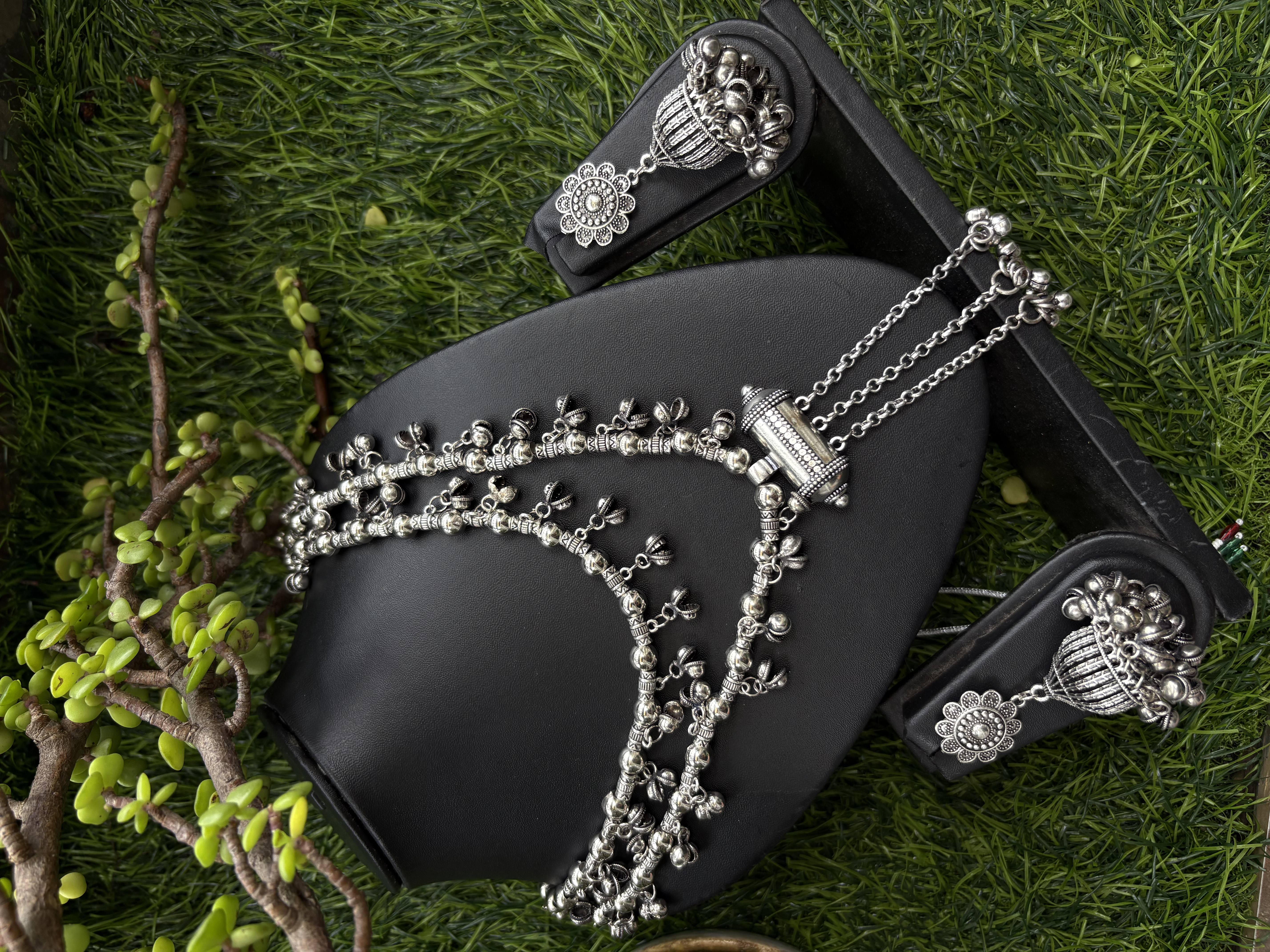 Antique Silver Jewelry Set