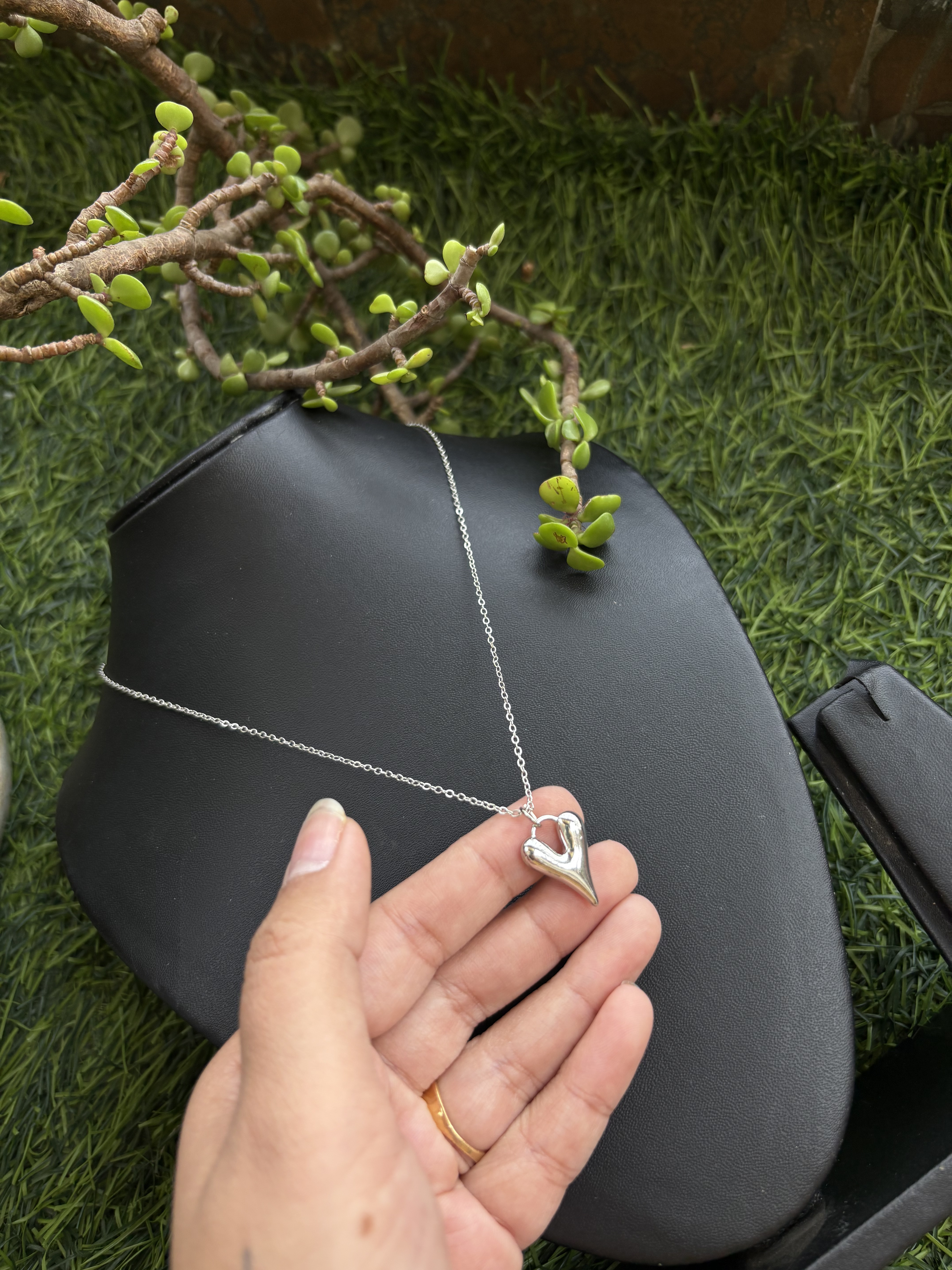 Silver Heart Neckpiece