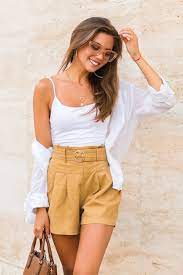 Shorts beige de talle alto