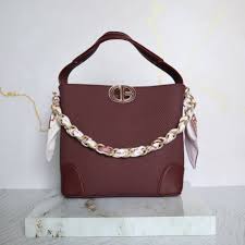 Bolso elegante de cuero