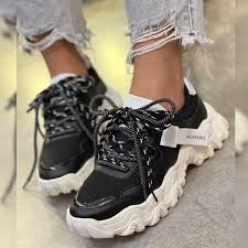 Zapatillas negras de plataforma