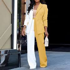 Traje bicolor para mujer