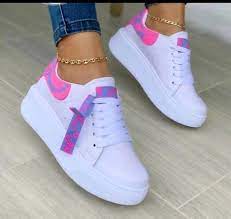 Zapatillas deportivas blancas