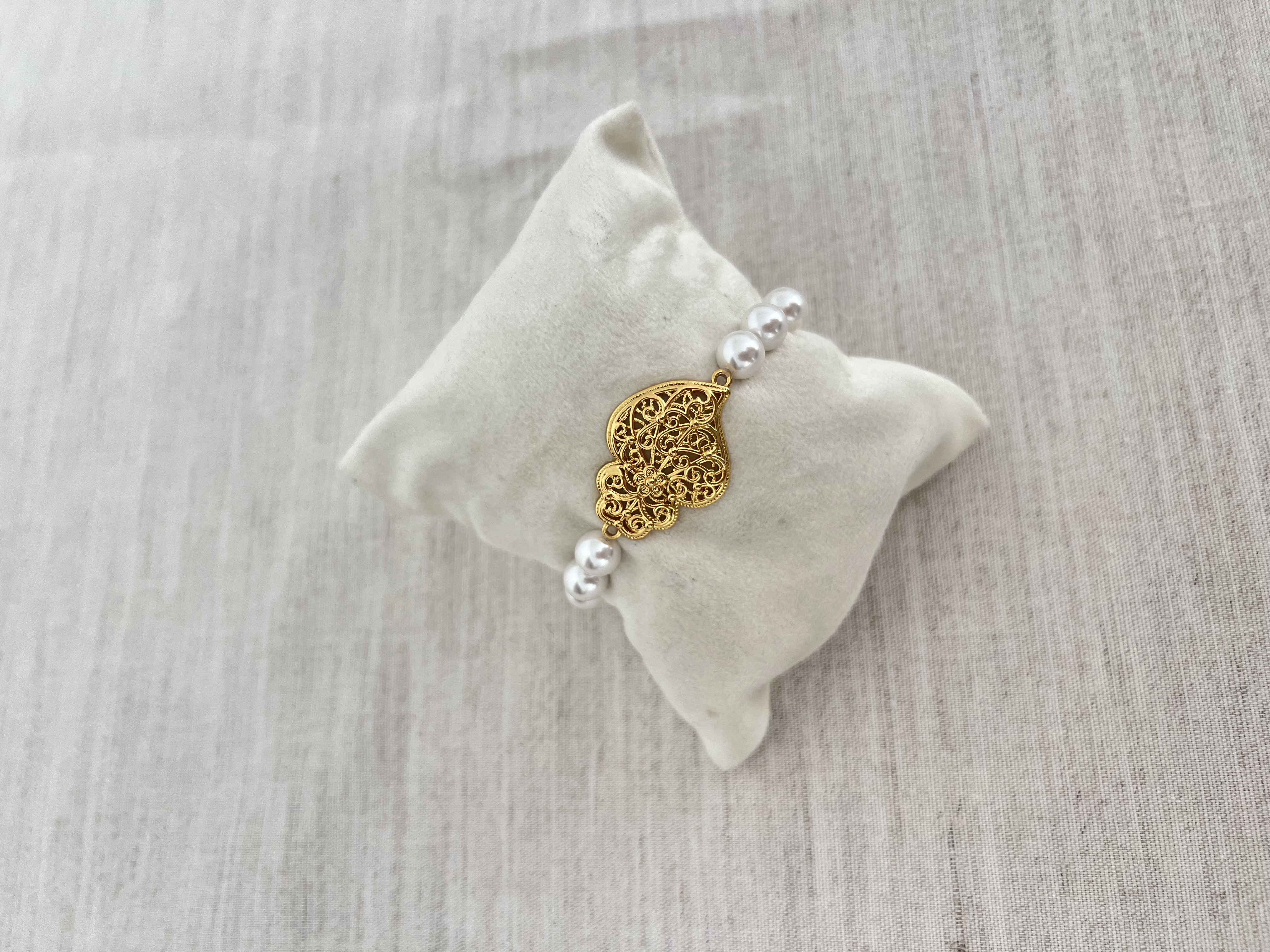 Pulseira com coração de Viana