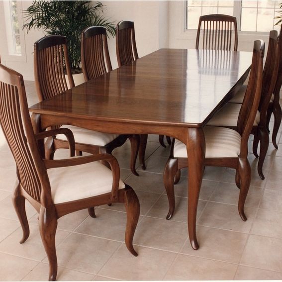 Elegant Wooden Dining Table Set