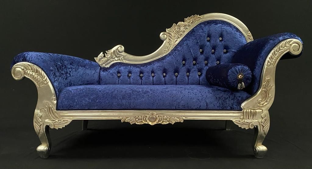 Luxury Victorian Velvet Chaise Lounge