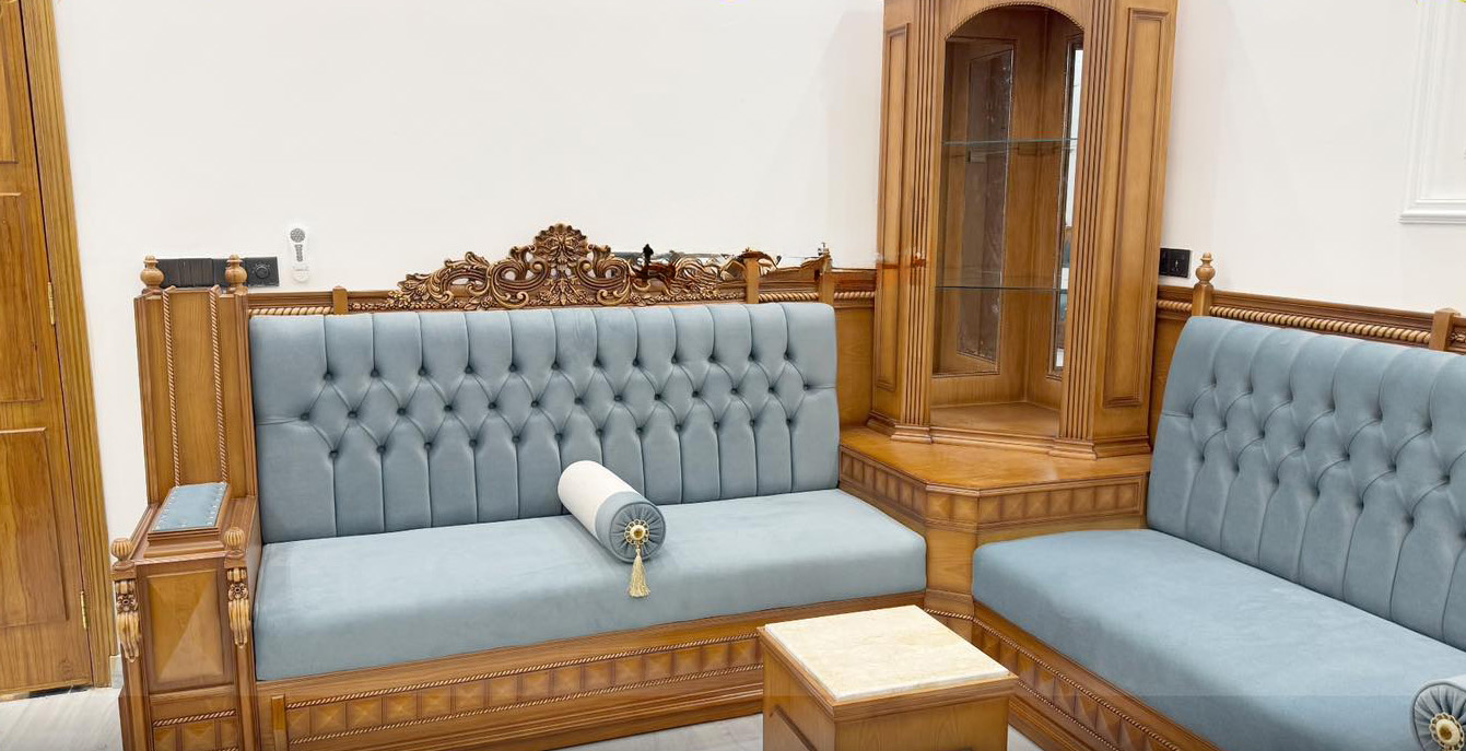 Luxury Classic Majlis Sofa Set