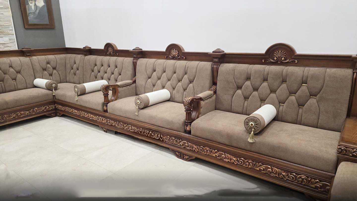 Classic Wooden Sofa Set